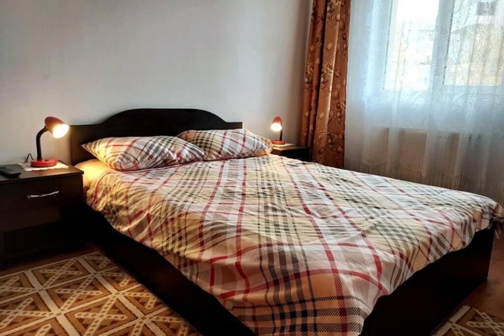 Spacious Flat, With Free Parking & Air Conditioning Floreşti Exterior foto